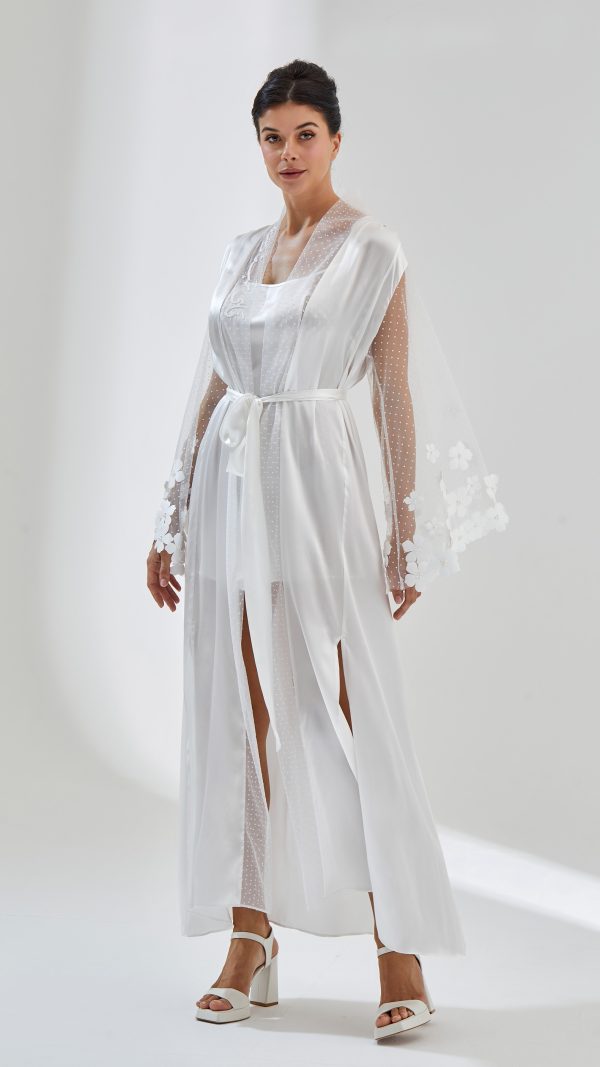 Look 1 : Hazar Bridal Robe 6
